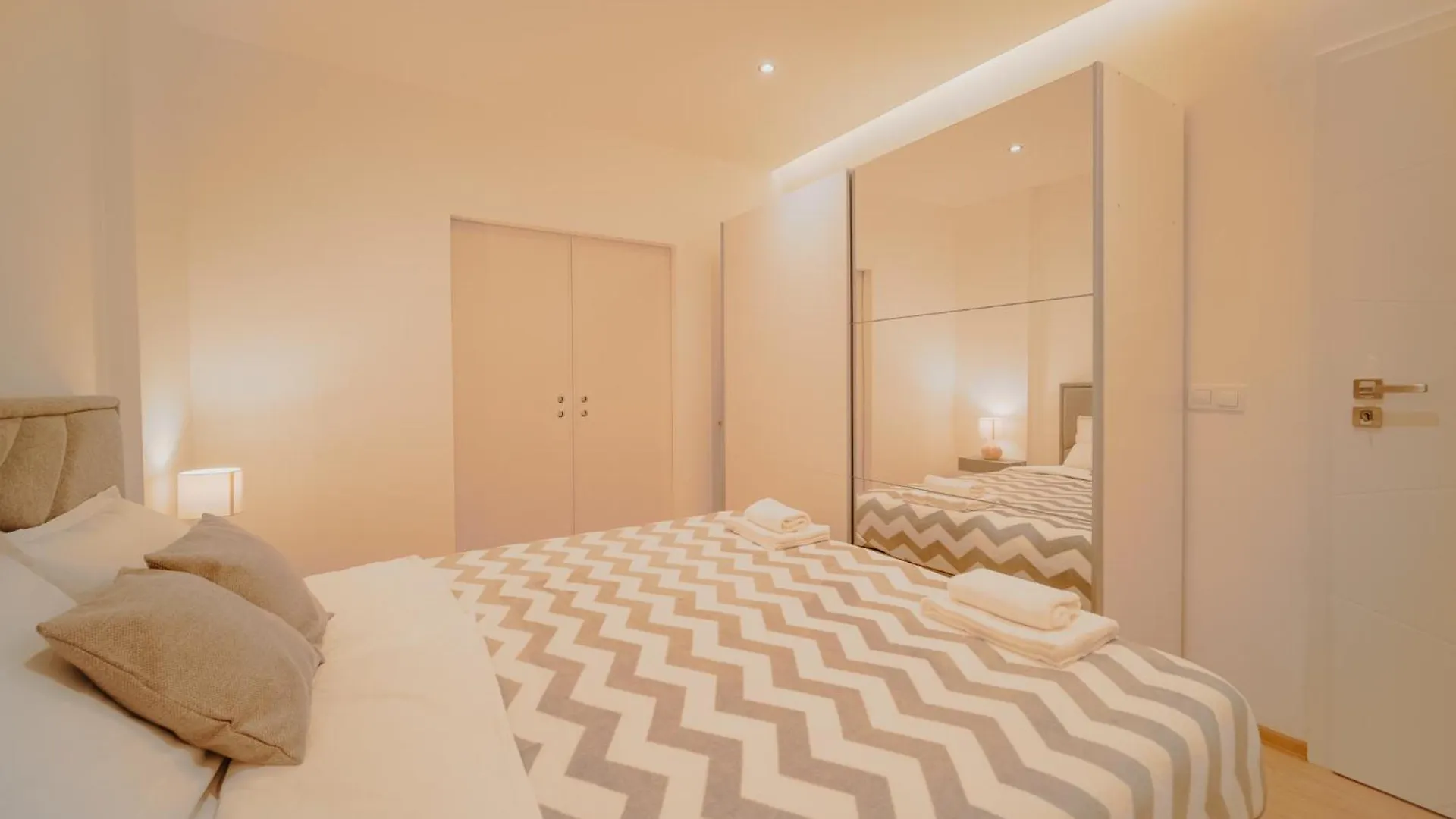 Avenue Varna Apartment Center Sea Garden Bulharsko